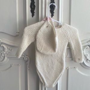 Set of 2 romper and bonnet